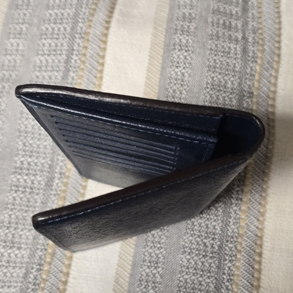 Louis Vuitton Brazza Wallet In Navy (Mens) - Picture 7 of 13